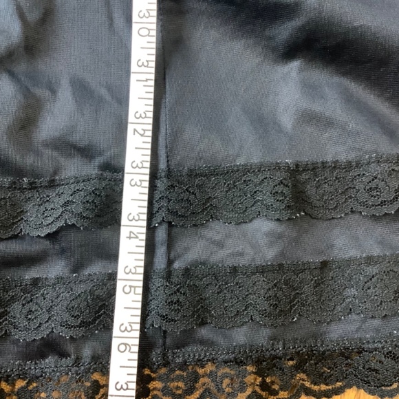 Pretty Retro style full slip - Large 37-39 bust - Picture 6 of 7